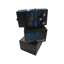 BOSS Blues Driver BD-2 MOD 17V昇圧 bd-2_top_gal.jpg