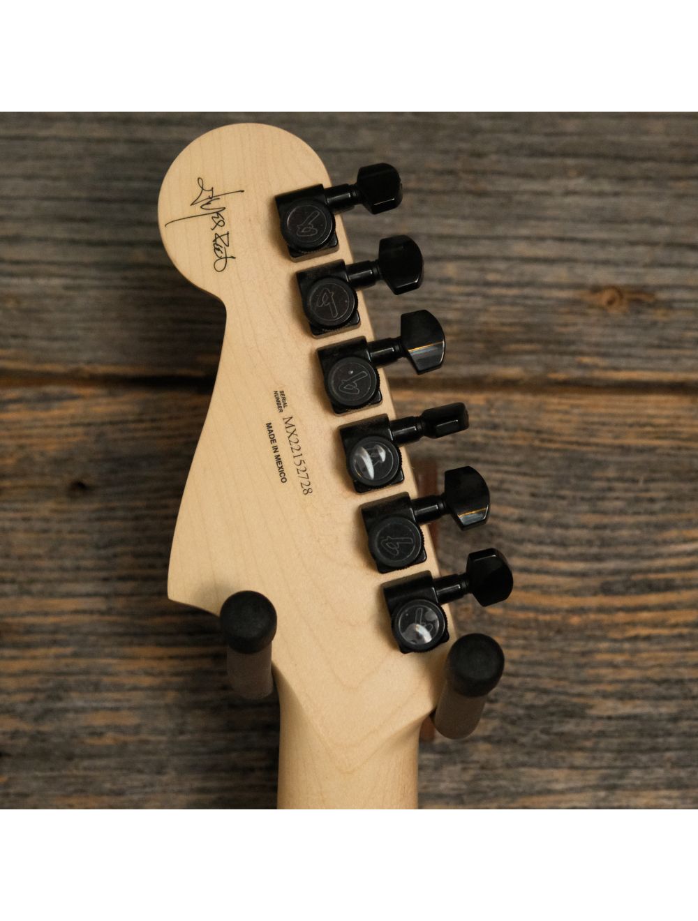 Used Fender Jim Root Signature Jazzmaster - Polar White w/OHSC