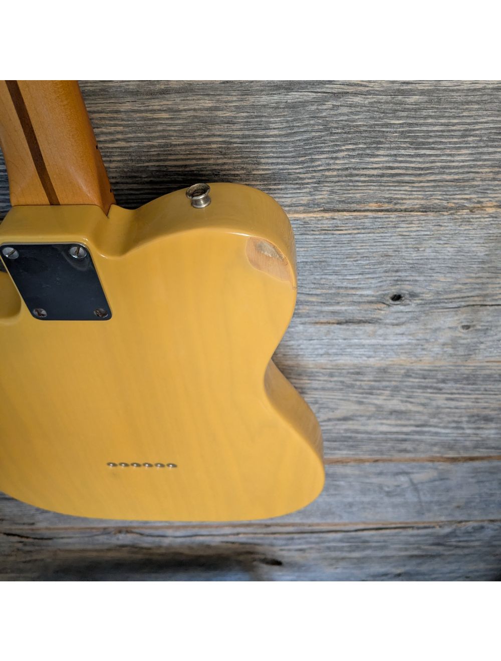 Used Fender 1992 American Vintage Reissue '52 Telecaster- Butterscotch Blonde