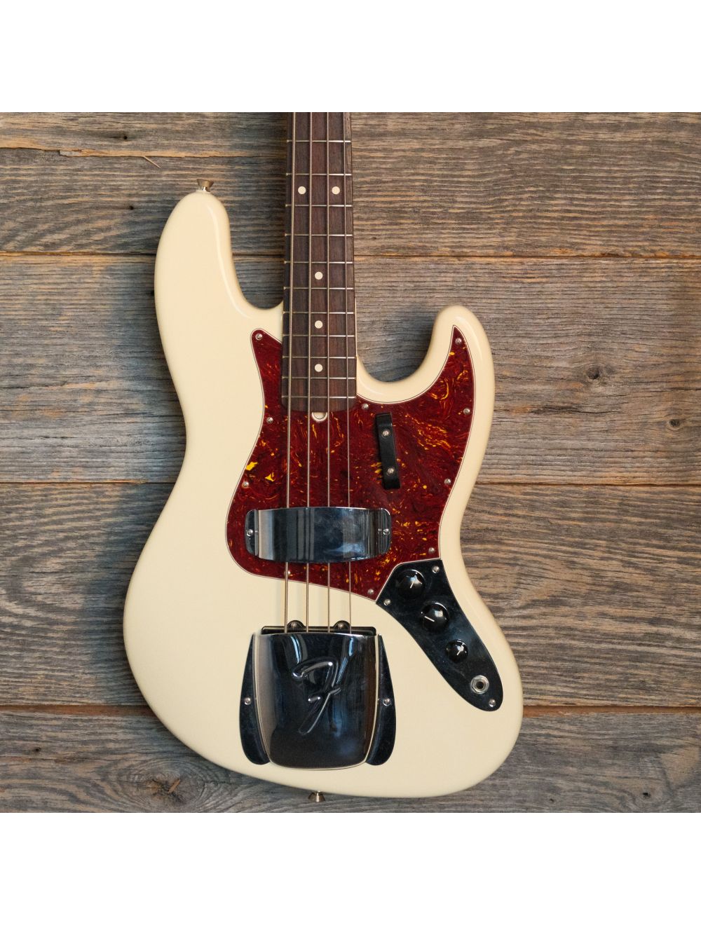 Used Fender 2022 American Pro II Jazz Bass - Olympic White w/OHSC