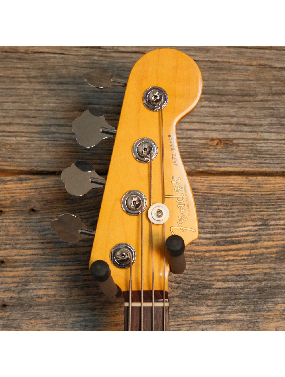 Used Fender 2022 American Pro II Jazz Bass - Olympic White w/OHSC