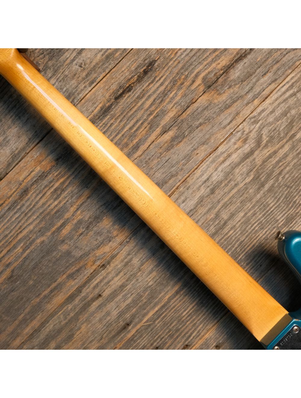 Used Fender 2023 Custom Shop 1964 Jazz Bass Relic - Ocean Turquoise w/OHSC