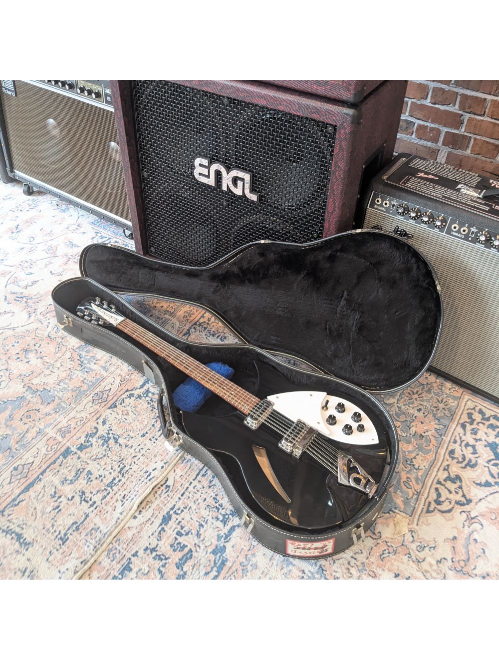 Used Rickenbacker 2021 330/12 12-String Semi-Hollow - Jetglo w/OHSC