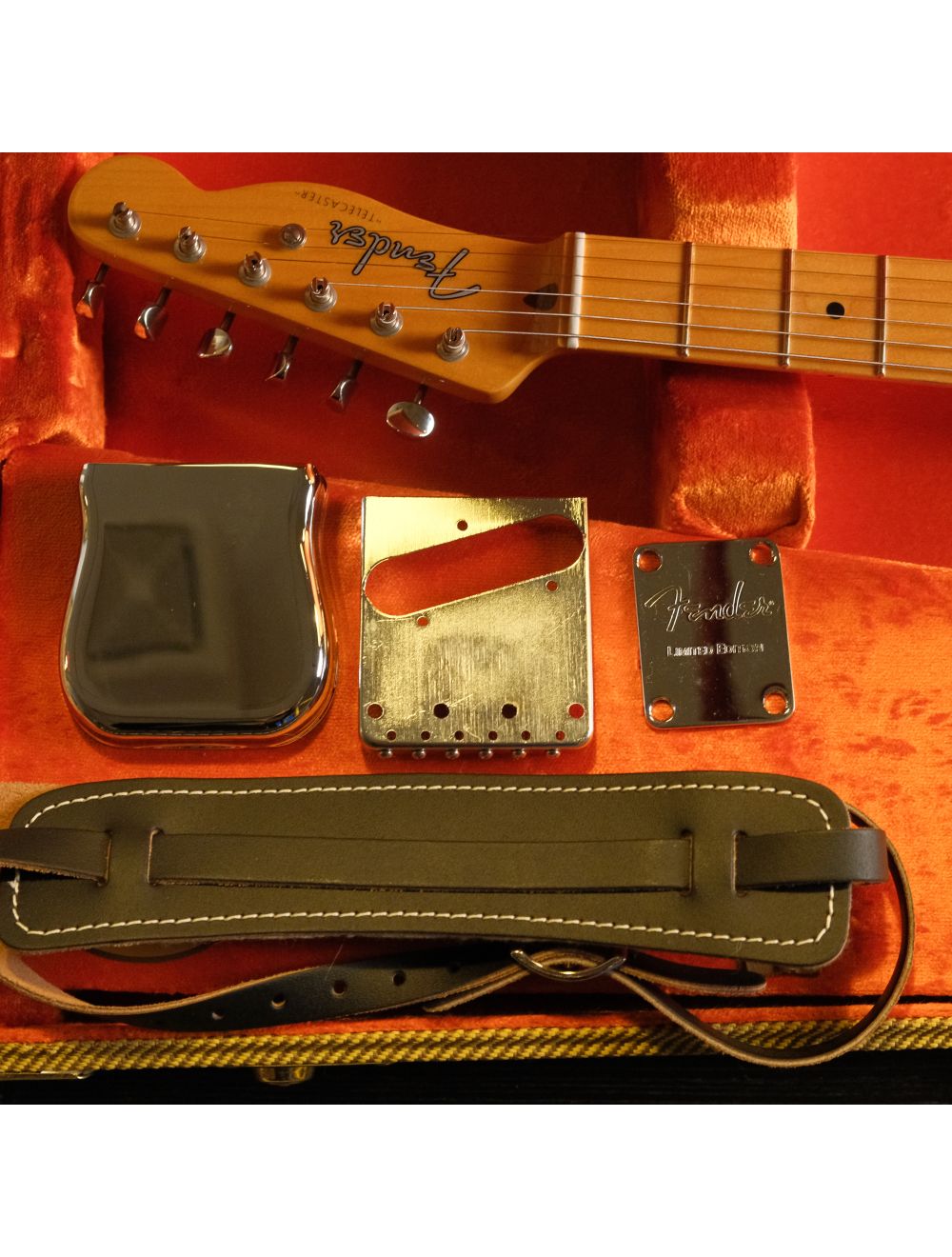 Used Fender American Vintage '52 Telecaster - Butterscotch Blonde w/OHSC