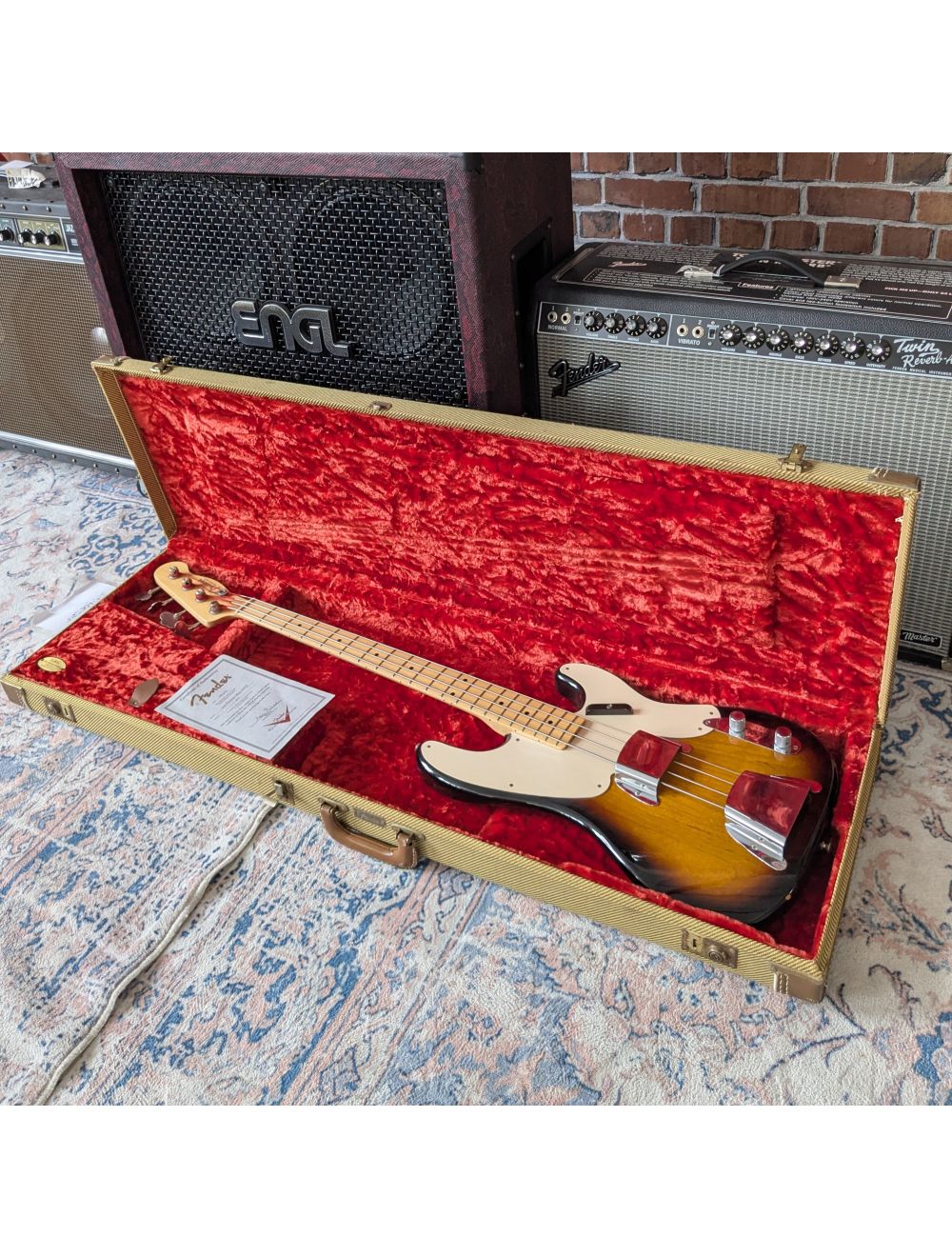 Used Fender Custom Shop '55 Precision Bass - 2-Tone Sunburst