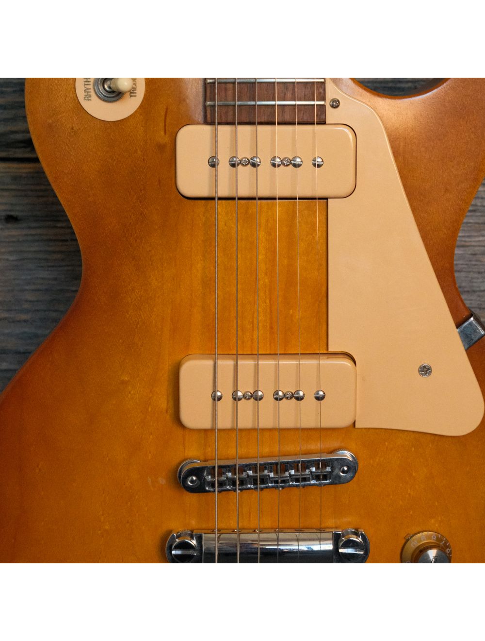 Used Gibson Les Paul Studio 60s Tribute - Sunburst w/Gig Bag