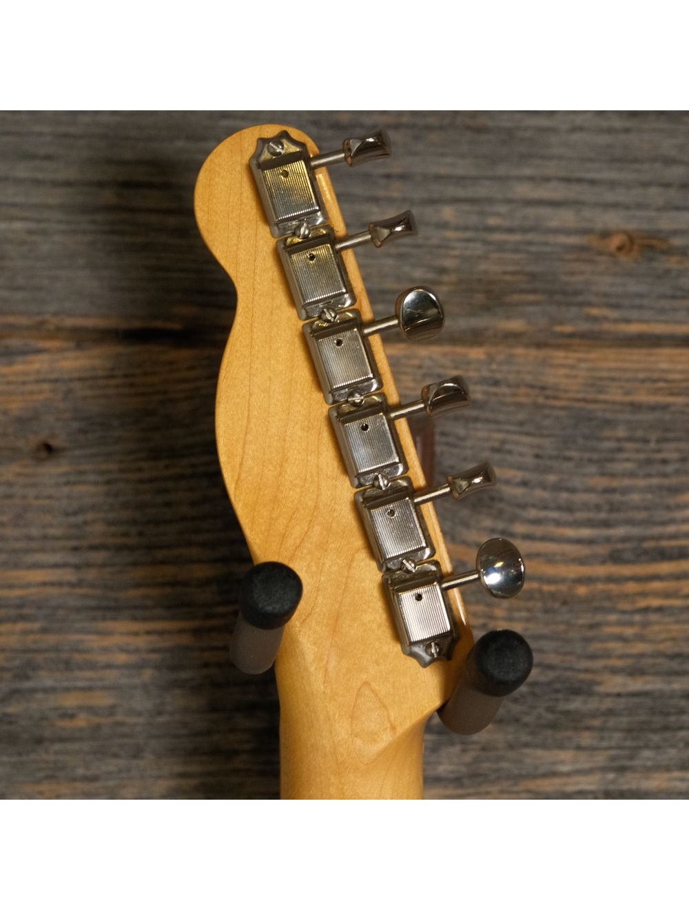 Used Fender American Vintage '52 Telecaster - Butterscotch Blonde w/OHSC