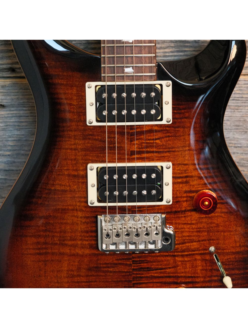 Used PRS SE Custom 24 - Black Gold Sunburst