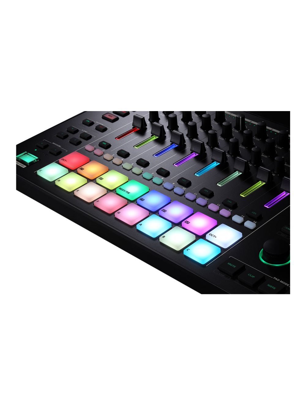 Roland MC-707 Groovebox