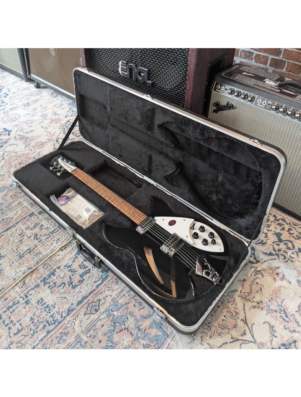 Used Rickenbacker 2024 330 Semi-Hollow - Jetglo w/OHSC