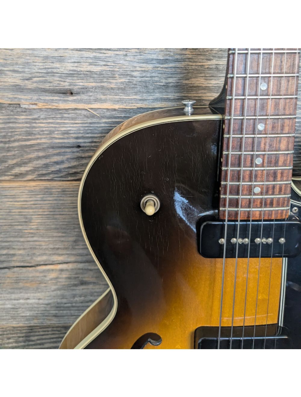 Used Gibson 1993 ES-135 Hollowbody Guitar - Vintage Sunburst w/Case