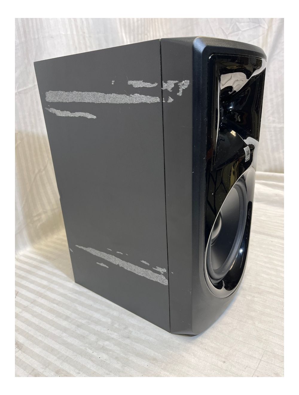 JBL 308P MkII Powered Studio Monitor - C-Stock Ding & Dent